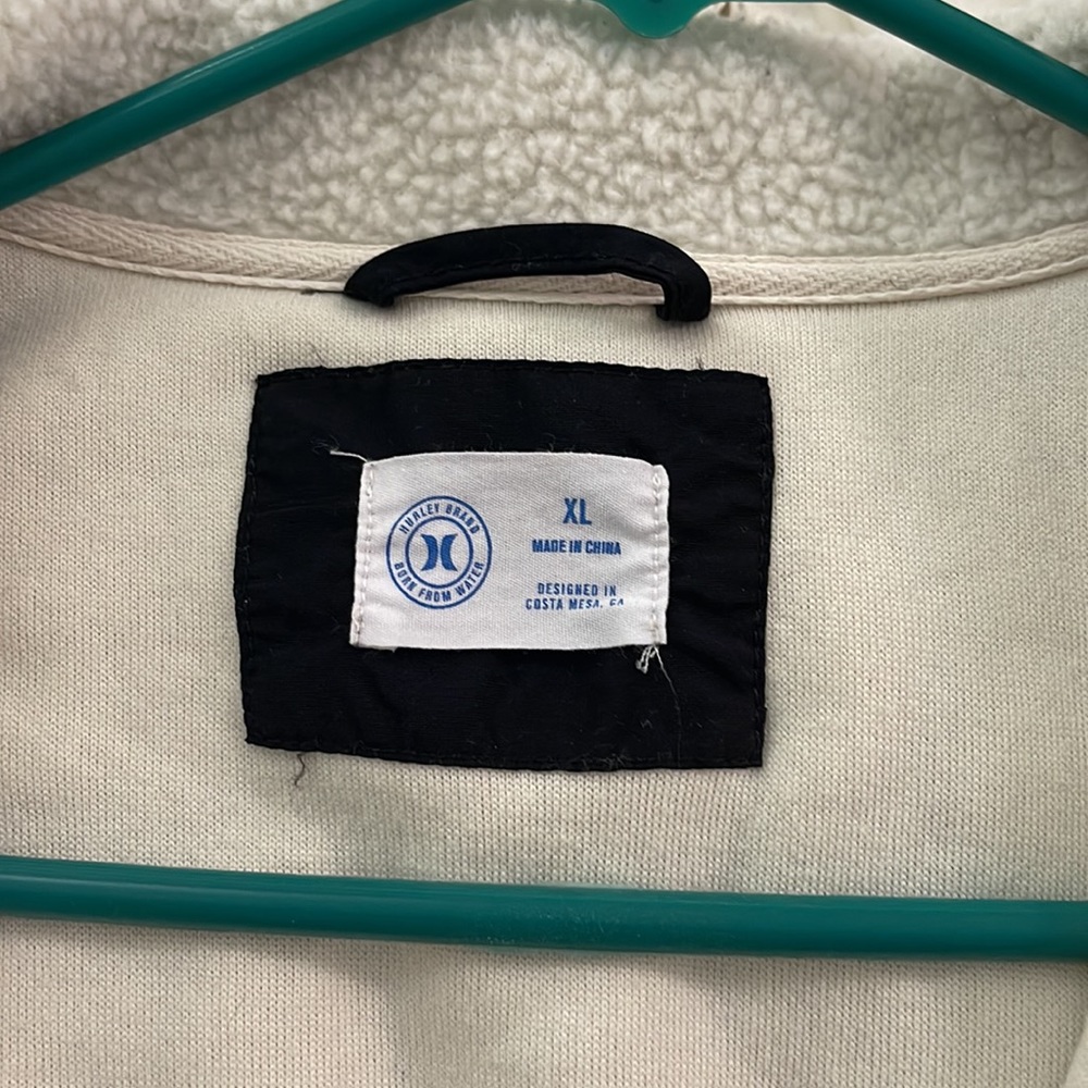 Hurley Jacket - Picture 2 of 5